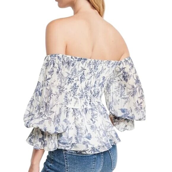 Express Blouse Size XL Smocked Floral Metallic 3/4 Sleeve Ruffle Romantic Blue - Picture 2 of 10